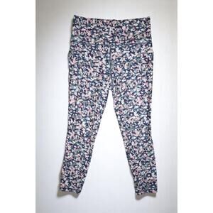 Athleta Salutation Stash Pocket II 7/8 Leggings Camo Print Size Medium